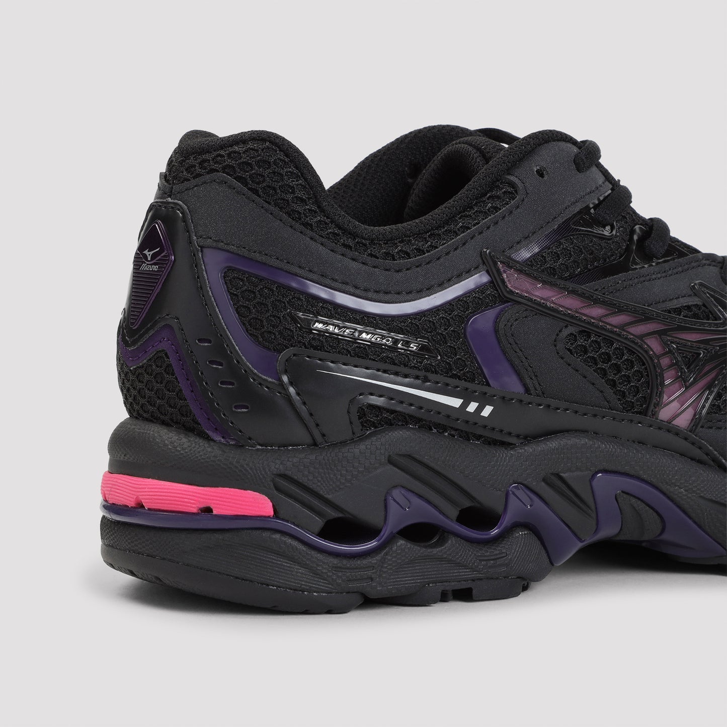 Mizuno Wave Mustang Lg Sport Sneakers