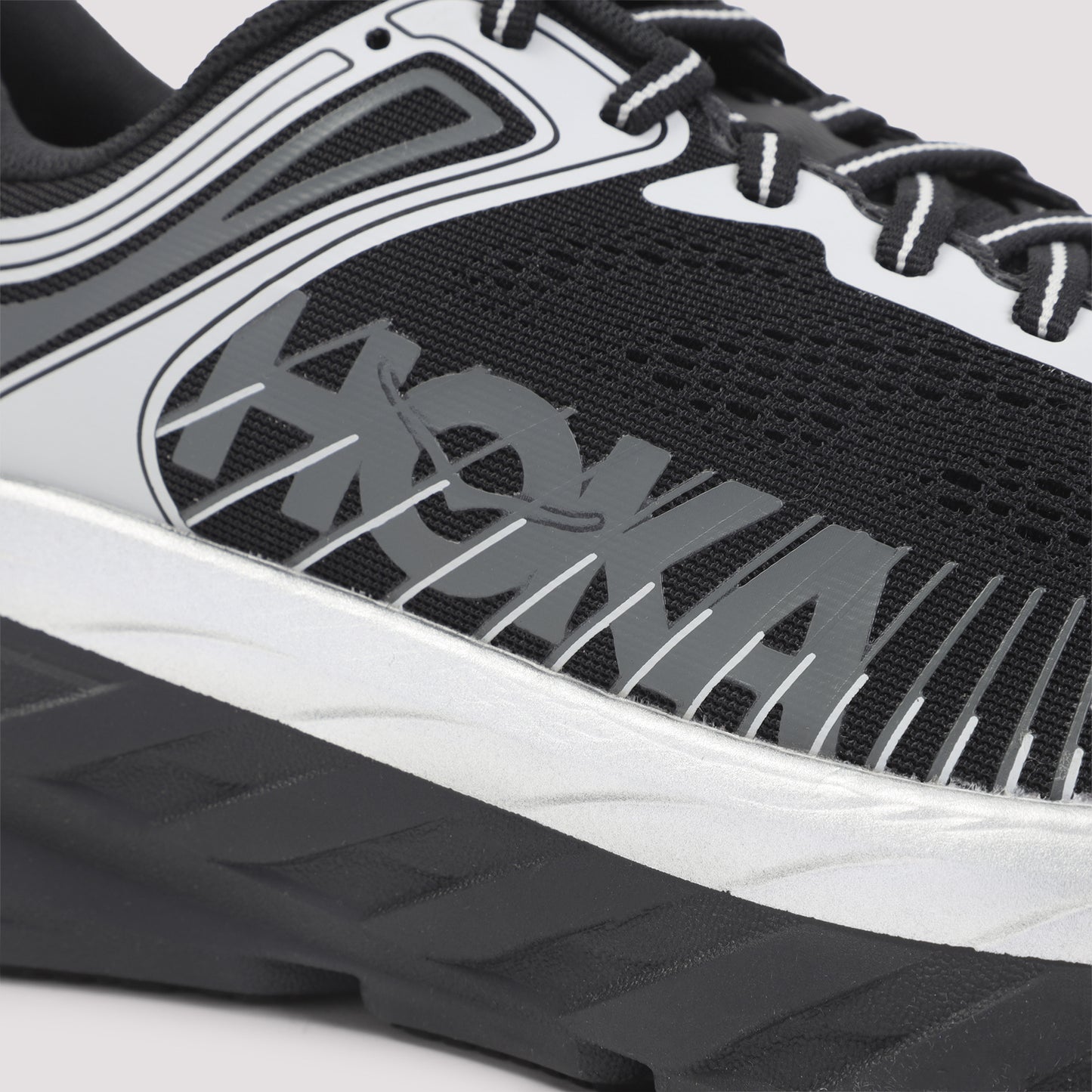 Hoka Bondi 7 Sneakers