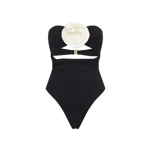 La Reveche Hegra One Piece