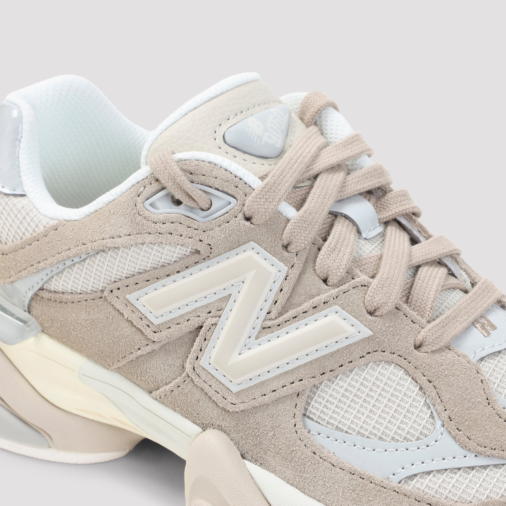 New Balance 9060 Sneakers