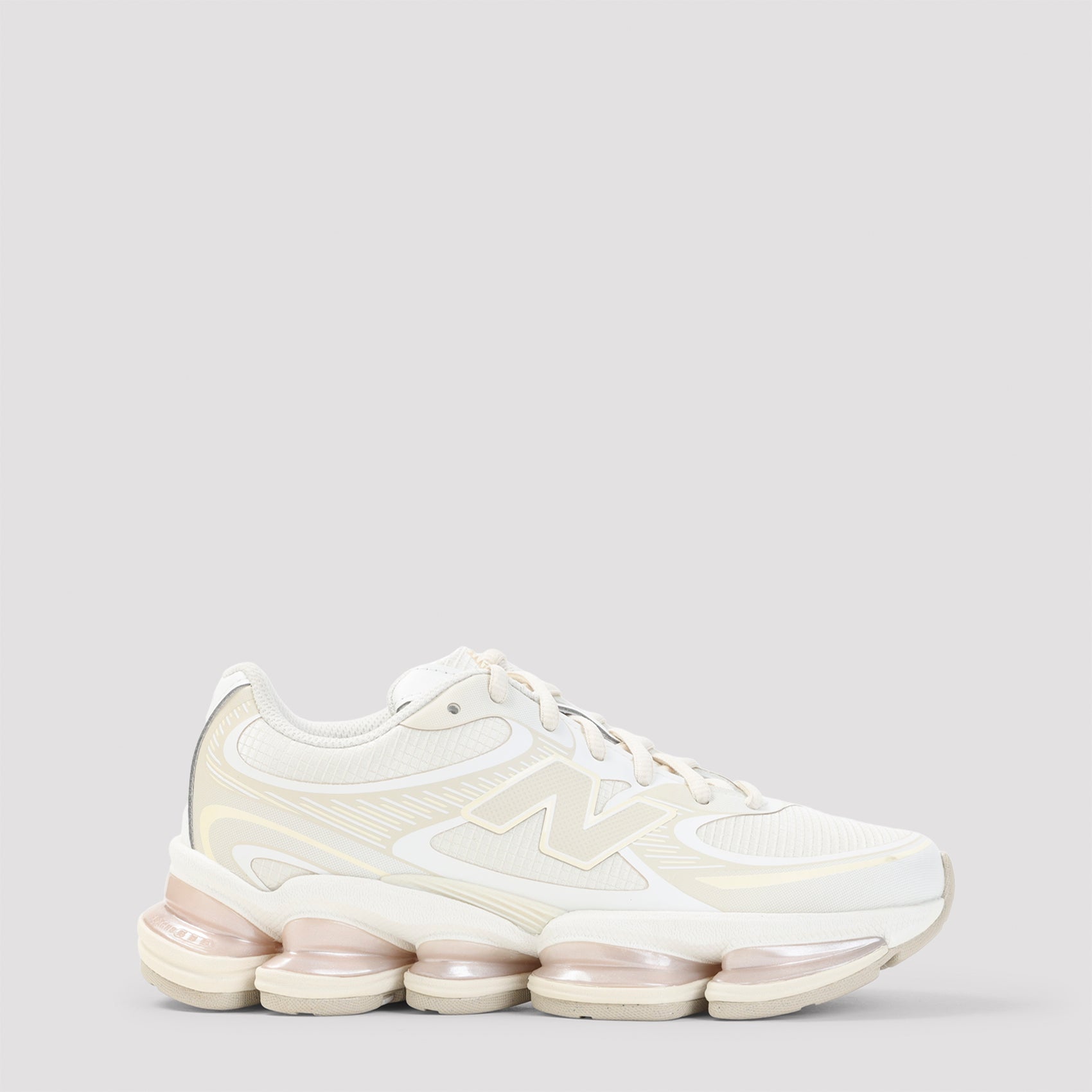 New Balance 2000 Sneakers