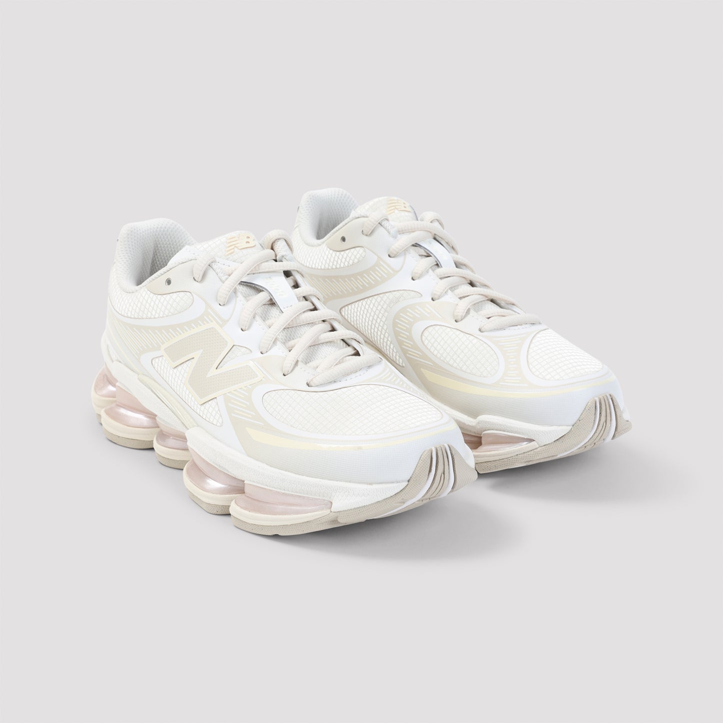 New Balance 2000 Sneakers
