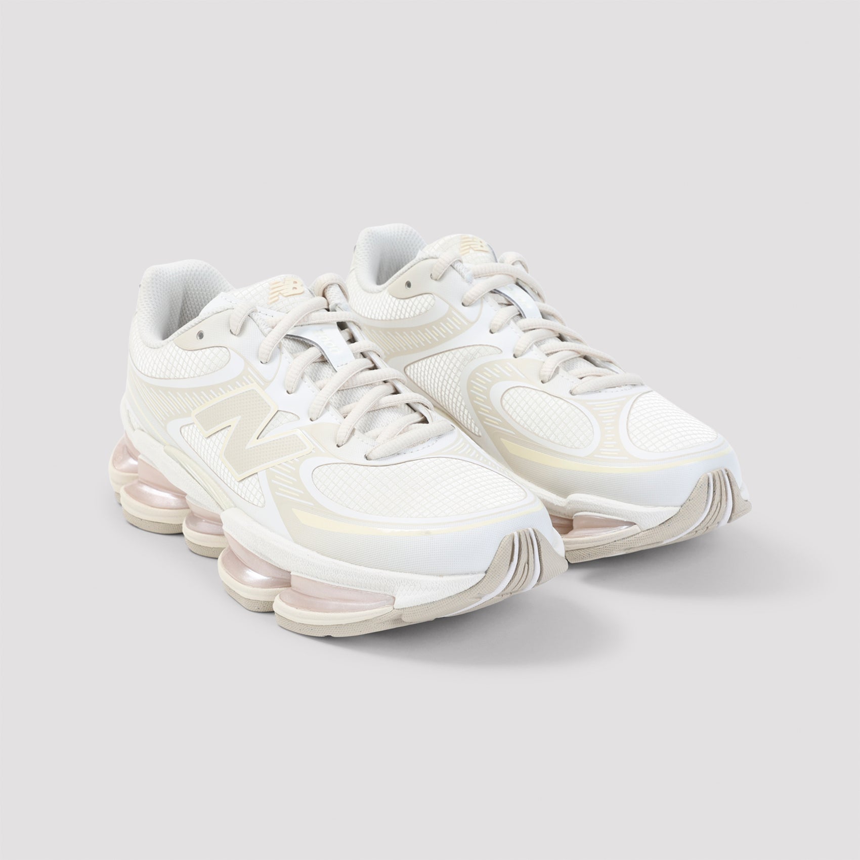 New Balance 2000 Sneakers
