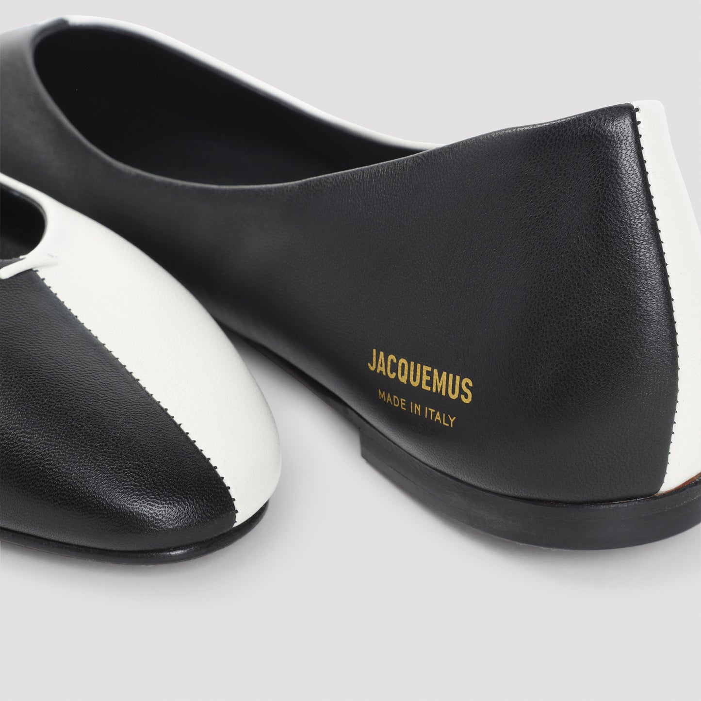 Jacquemus Ovalo Ballerinas